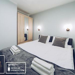 Platan Apartments-2 bedrooms-3 min Main Squer